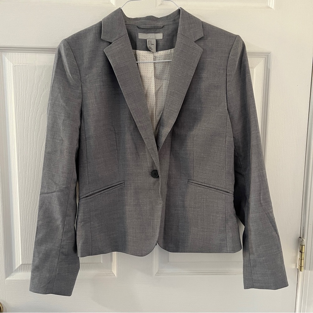 H&M gray women's blazer, 12